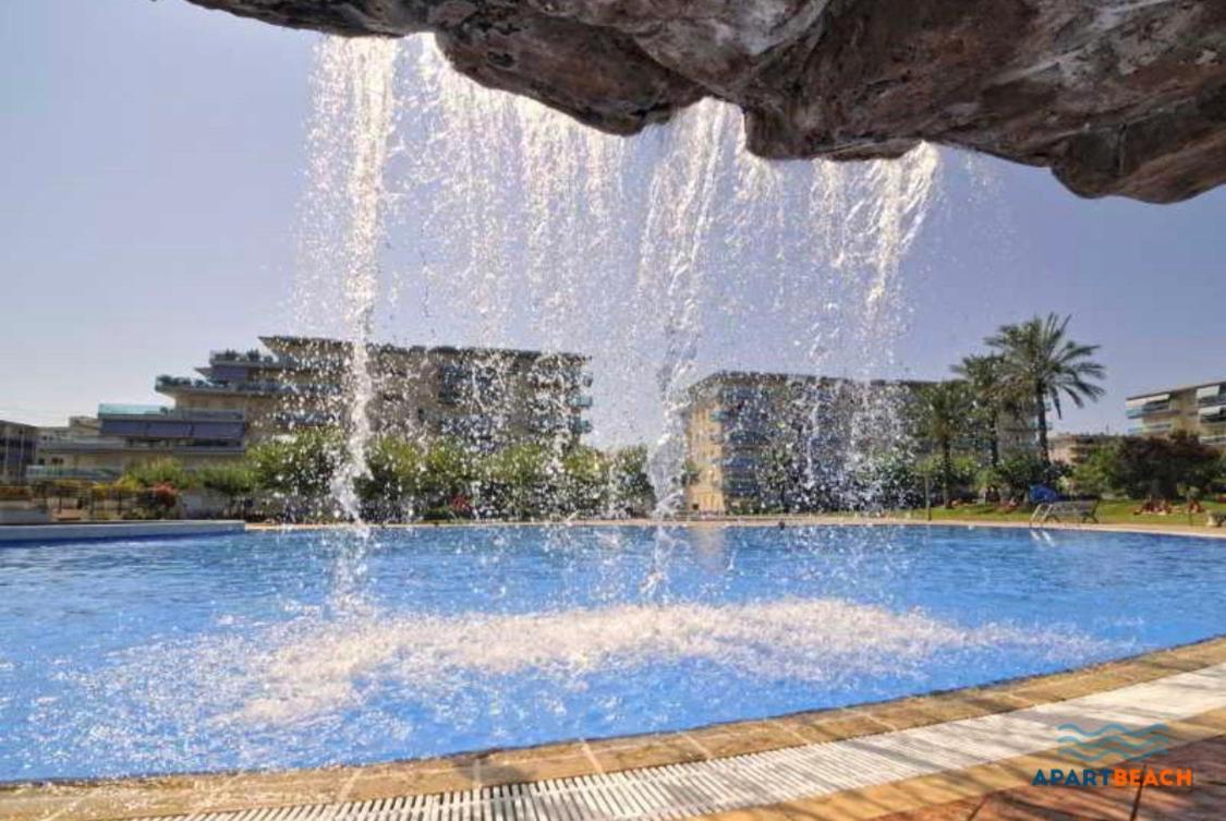 Apartbeach Los Juncos Residencial Piscinas Y Petanca La Pineda Zewnętrze zdjęcie