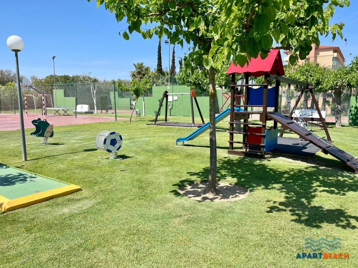 Apartbeach Los Juncos Residencial Piscinas Y Petanca La Pineda Zewnętrze zdjęcie