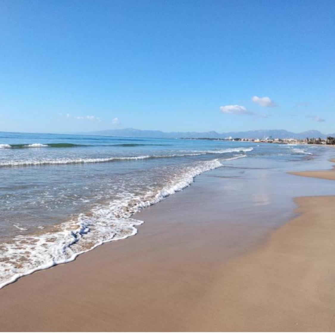 Apartbeach Los Juncos Residencial Piscinas Y Petanca La Pineda Zewnętrze zdjęcie